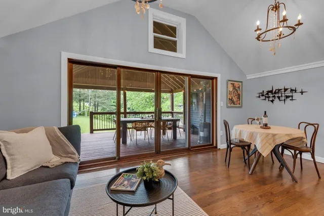 $3,400 | 8014 Forest Glen Drive, Pasadena, MD 21122