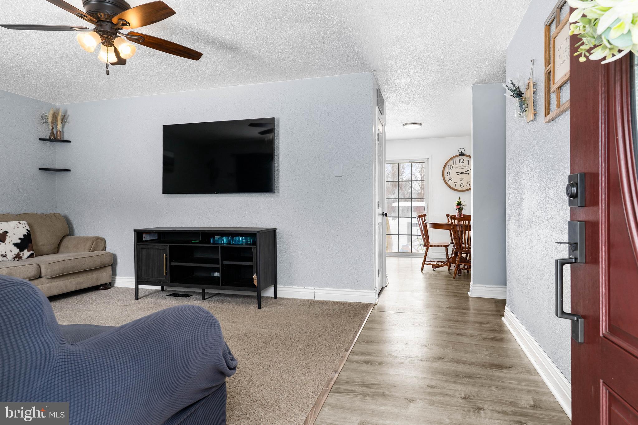 1500 Dr Jack Road Conowingo, MD 21918 - Photo 11 of 23 Family room off of Kitchen