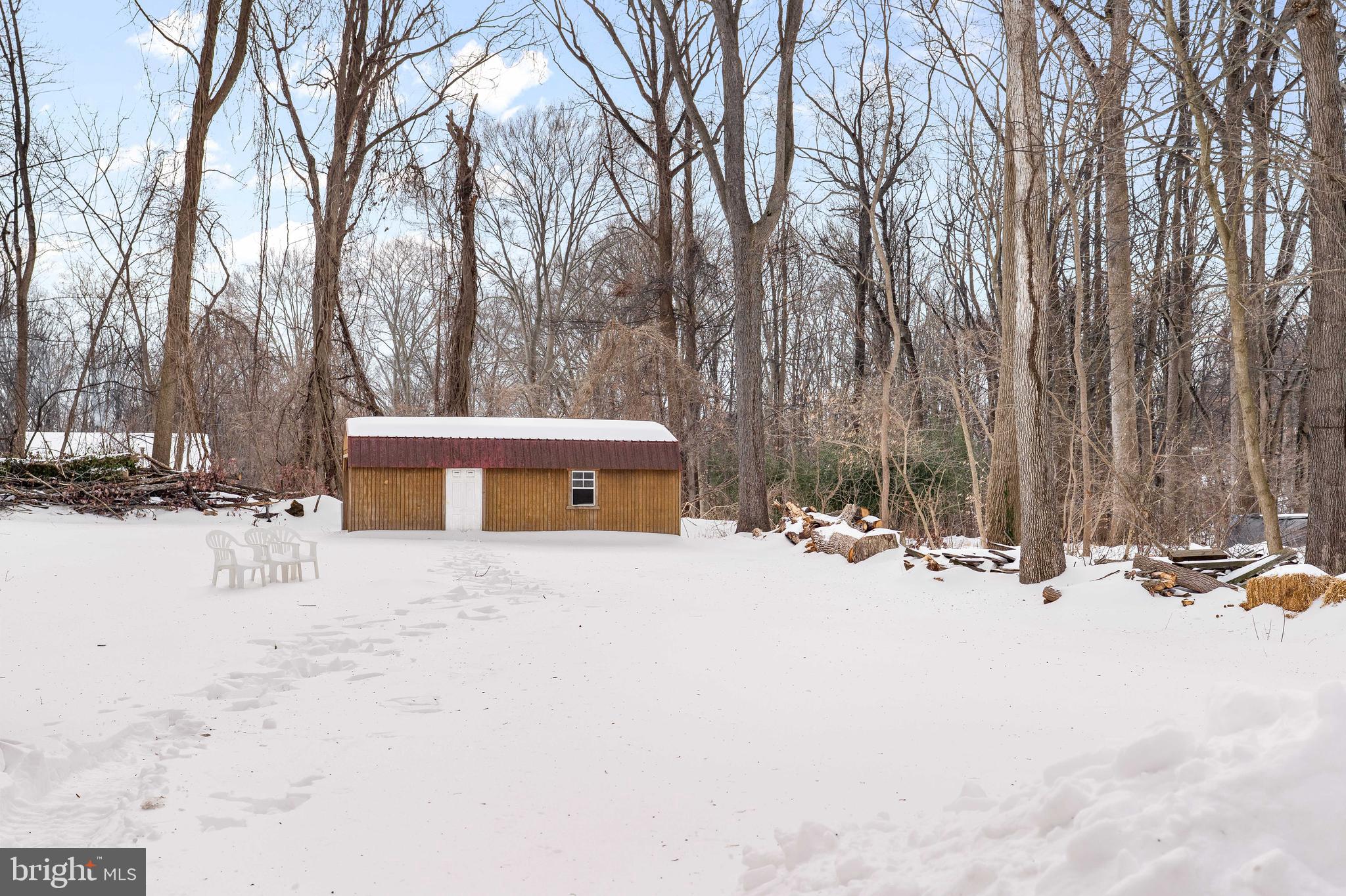1500 Dr Jack Road Conowingo, MD 21918 - Photo 4 of 23 Large shed at back of yard