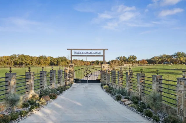 $12,000,000 | 218 Fcr 1055, Wortham, TX 76693