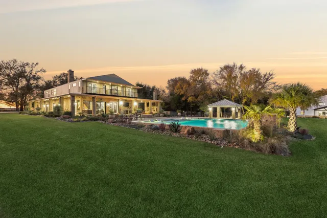 $12,000,000 | 218 Fcr 1055, Wortham, TX 76693