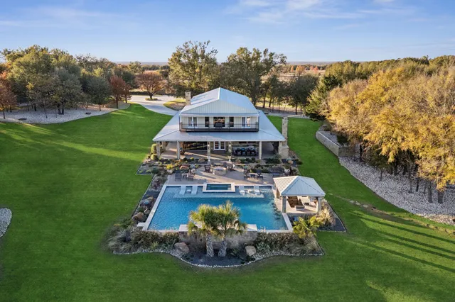 $12,000,000 | 218 Fcr 1055, Wortham, TX 76693