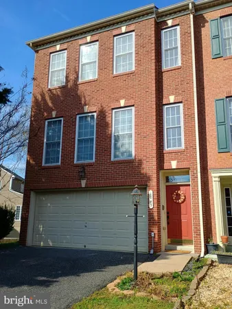 $2,650 | 1043 Hotchkiss Place, Fredericksburg, VA 22401
