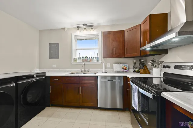 $370,000 | 130 Lessard Street, Donaldsonville, LA 70346