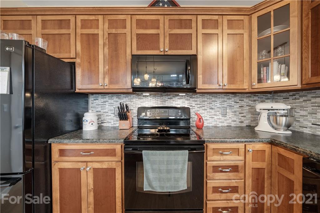 318 English Oak Road Fletcher, NC 28732 - Photo 14 of 31