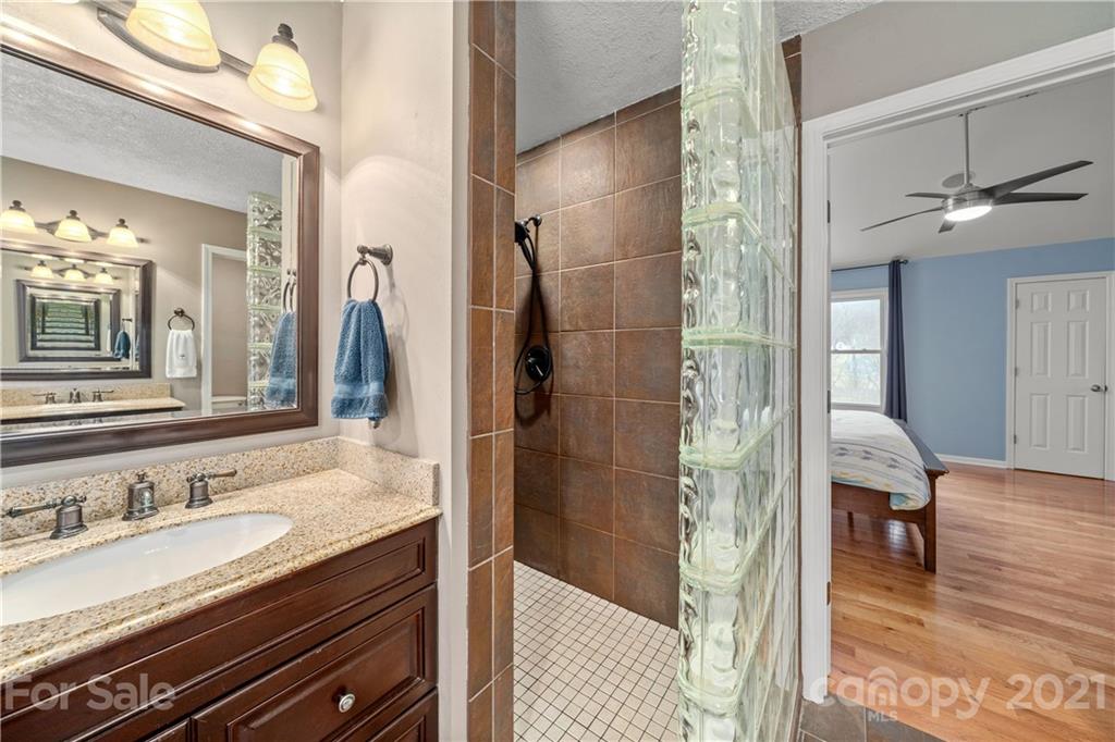318 English Oak Road Fletcher, NC 28732 - Photo 22 of 31
