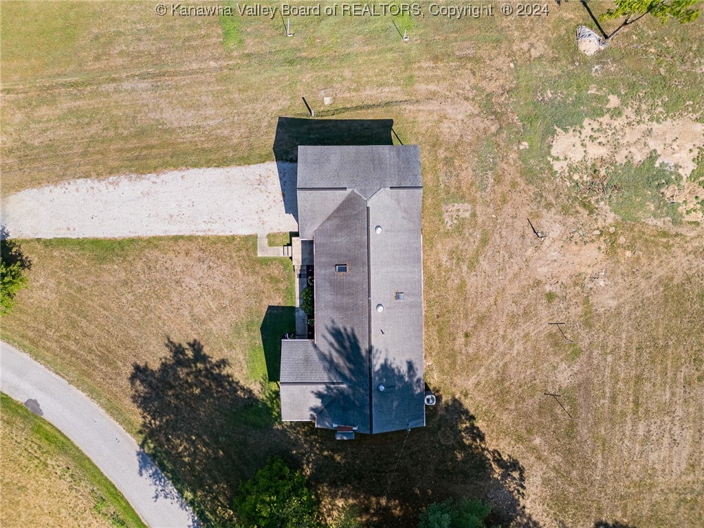 389 Ches Wal Road Scott Depot, WV 25560 - Photo 8 of 39 Gallery Image 8