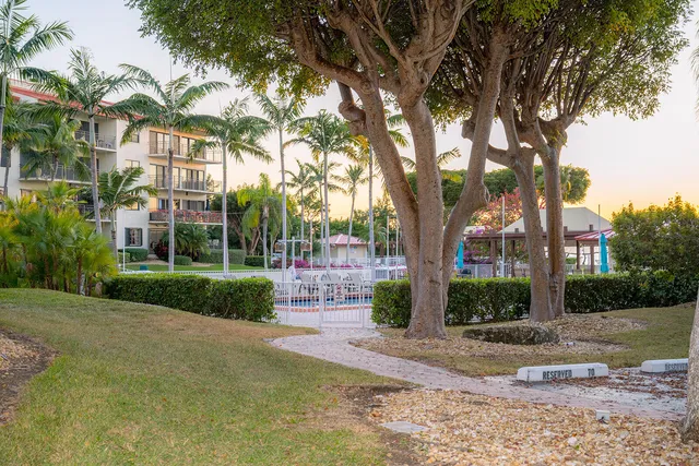 $749,000 | 104500 Overseas Highway, Unit B102, Key Largo, FL 33037