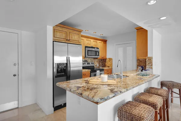 $749,000 | 104500 Overseas Highway, Unit B102, Key Largo, FL 33037