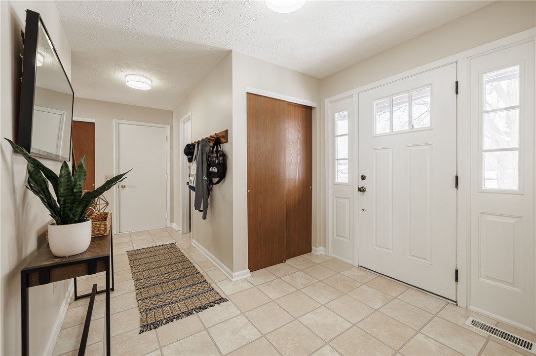 17 Freshfield Rise Perinton, NY 14450 - Photo 15 of 33