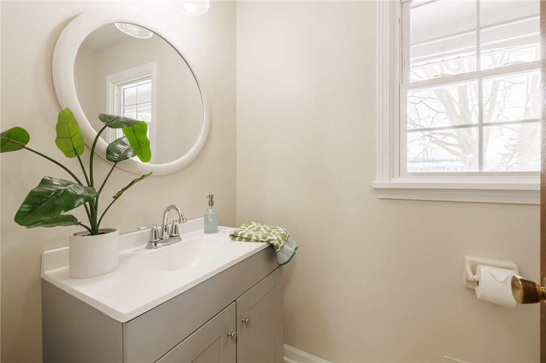 17 Freshfield Rise Perinton, NY 14450 - Photo 17 of 33