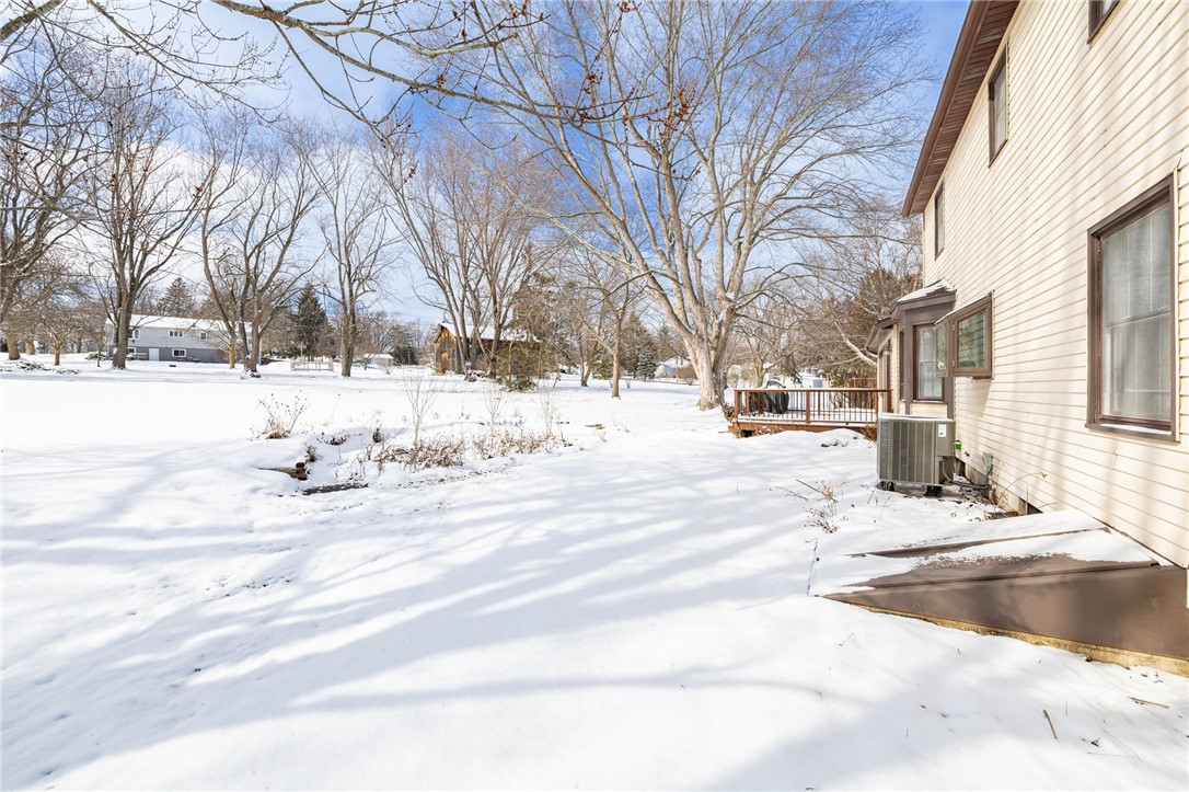 17 Freshfield Rise Perinton, NY 14450 - Photo 29 of 33