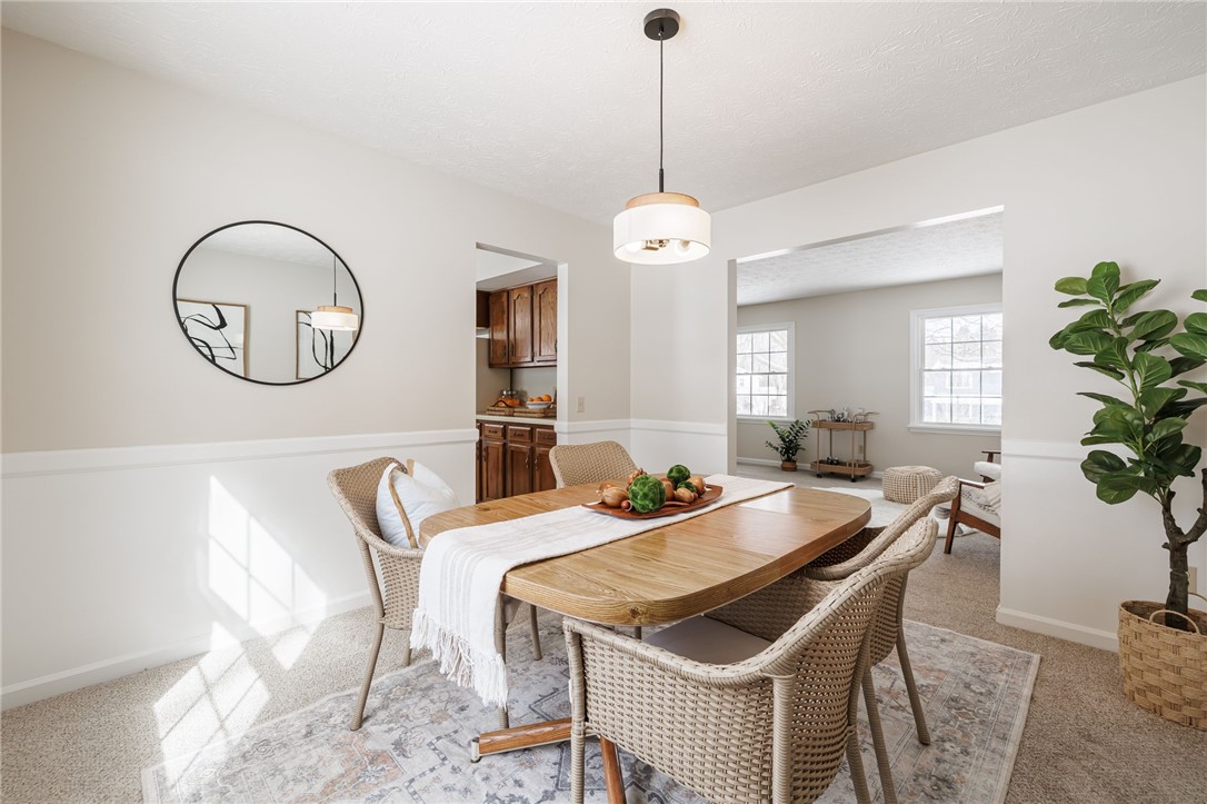 17 Freshfield Rise Perinton, NY 14450 - Photo 4 of 33