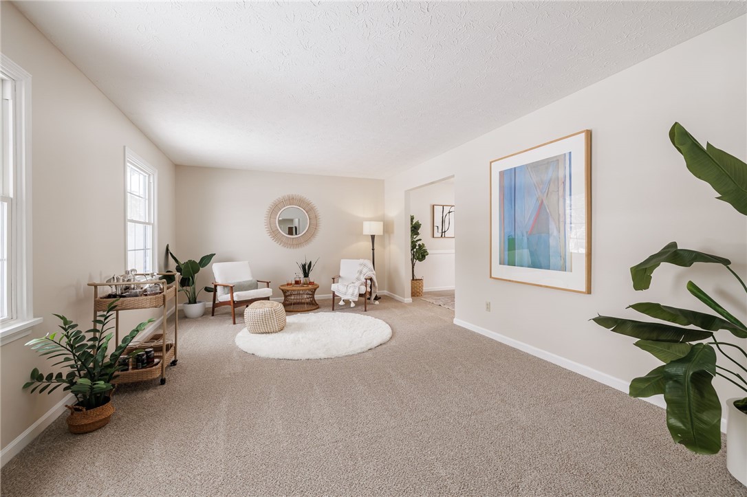 17 Freshfield Rise Perinton, NY 14450 - Photo 5 of 33