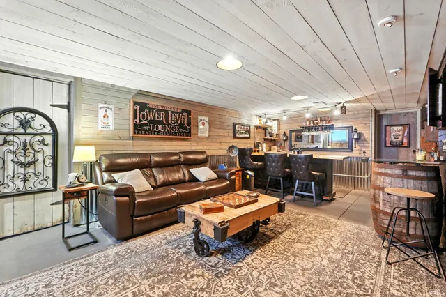 $342,000 | 1756 Cherry Street, Huntington, IN 46750