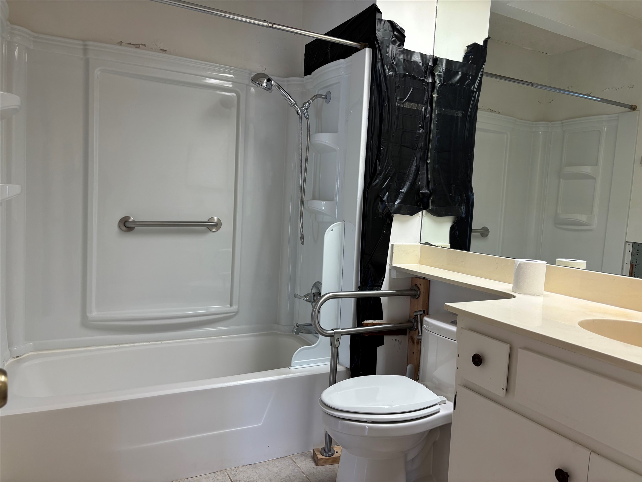 1748 Ohlen Road, Unit 9 Austin, TX 78757 - Photo 22 of 40