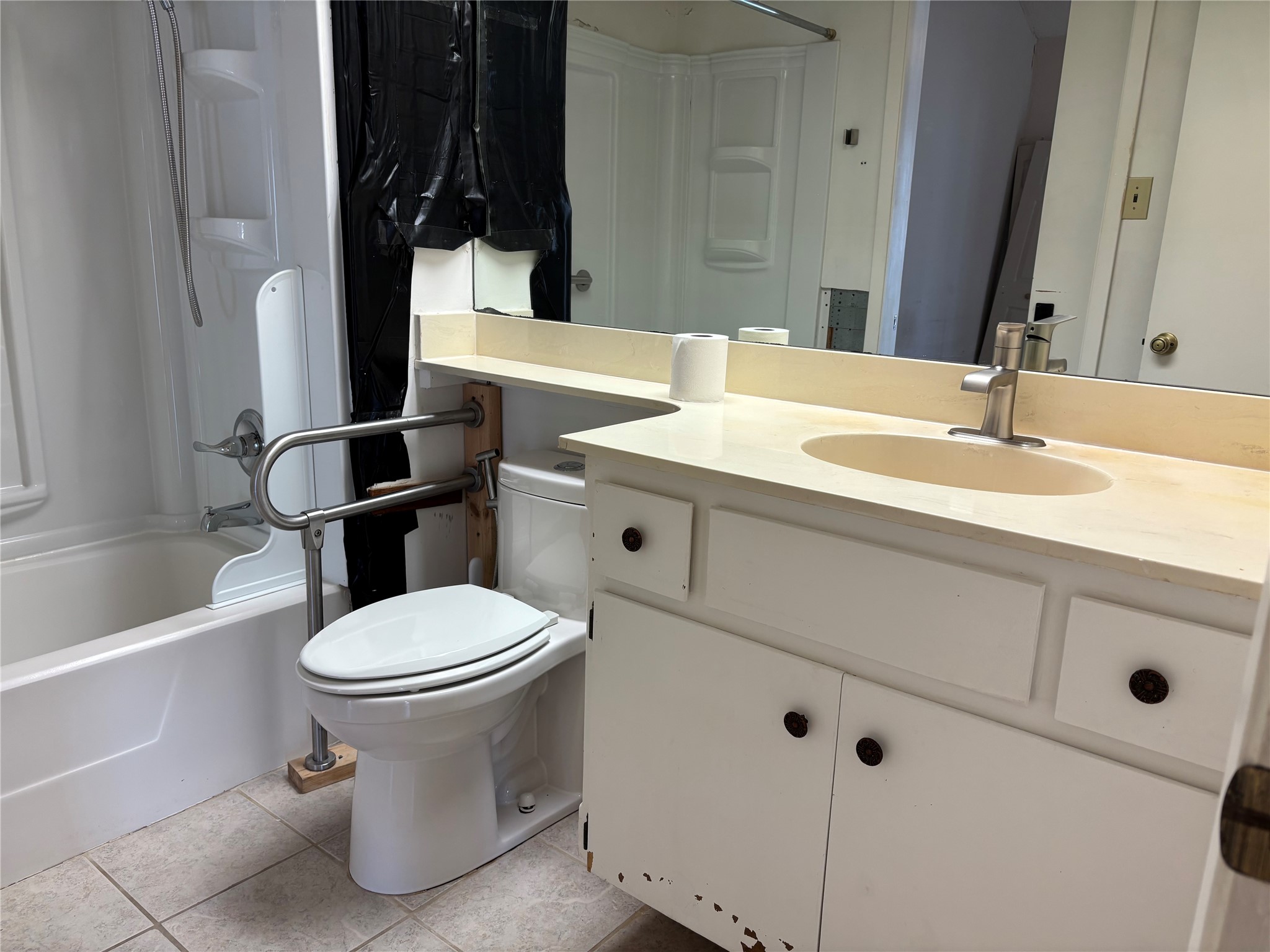 1748 Ohlen Road, Unit 9 Austin, TX 78757 - Photo 23 of 40