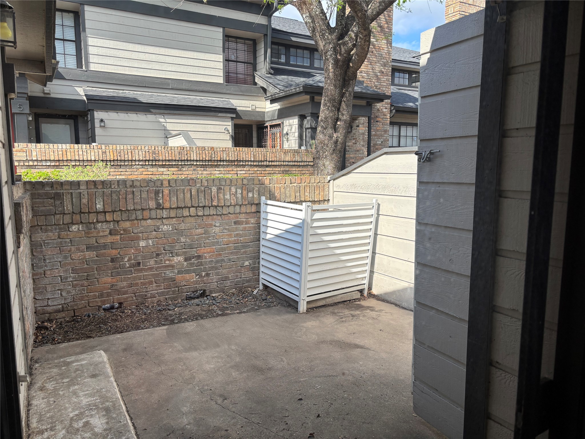 1748 Ohlen Road, Unit 9 Austin, TX 78757 - Photo 29 of 40