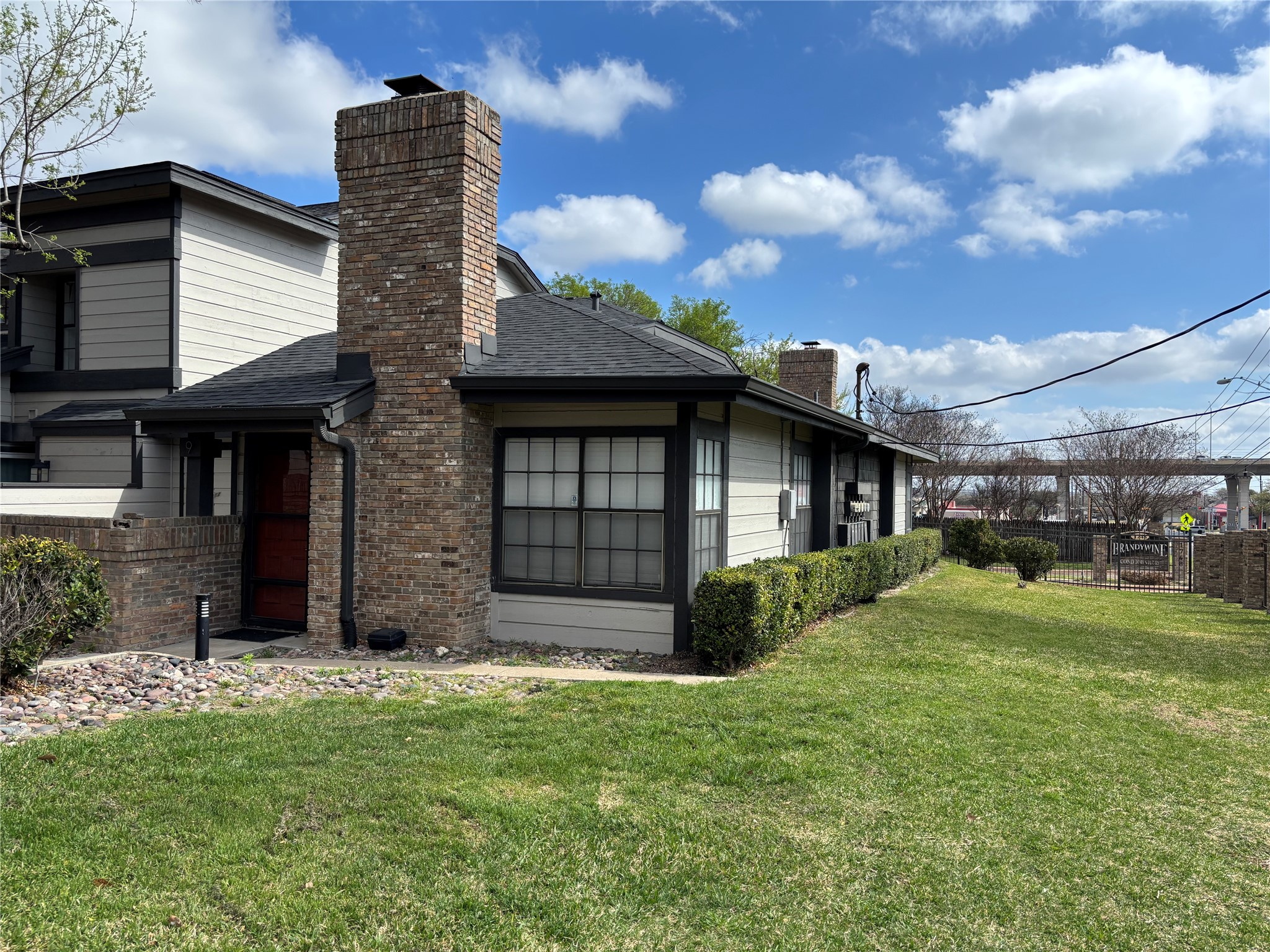 1748 Ohlen Road, Unit 9 Austin, TX 78757 - Photo 6 of 40