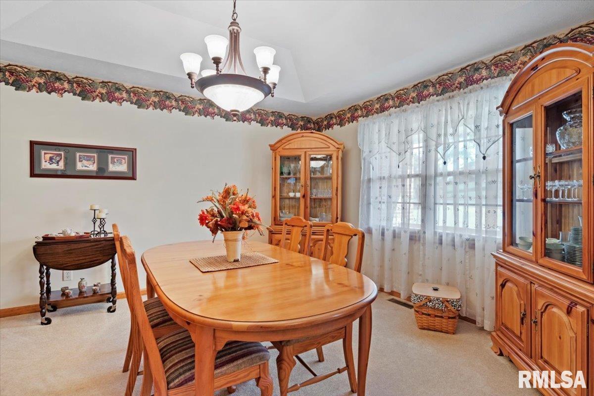 849 Chukker Lane Springfield, IL 62712 - Photo 13 of 50