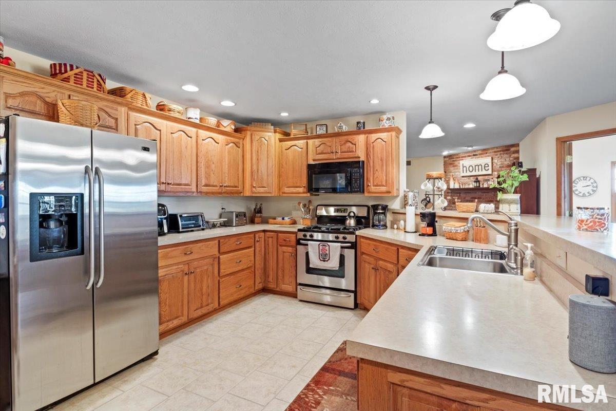 849 Chukker Lane Springfield, IL 62712 - Photo 6 of 50