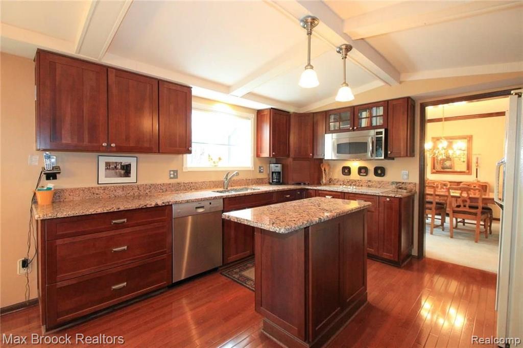 3251 Kilburn Road West Rochester Hills, MI 48306 - Photo 23 of 53