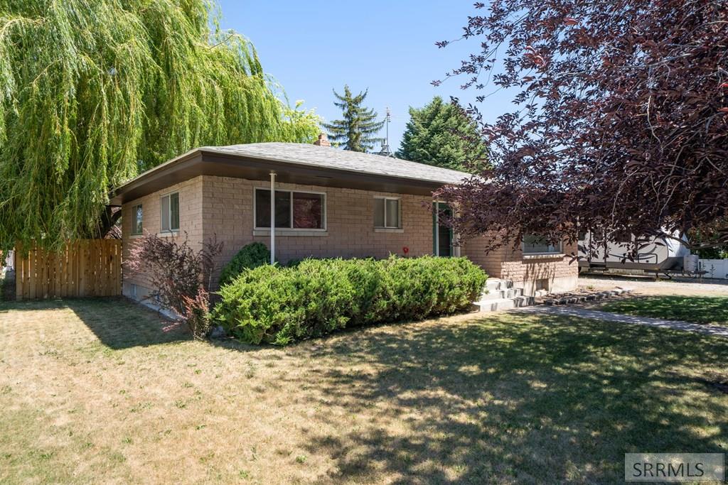 396 West 2nd South Rigby, ID 83442 - Photo 3 of 39