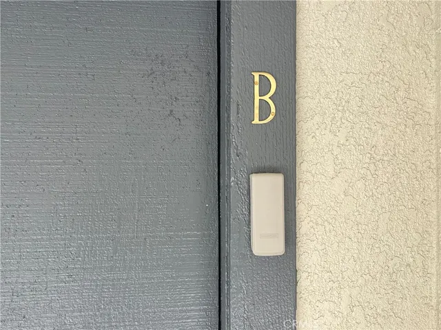 a picture of a bathroom