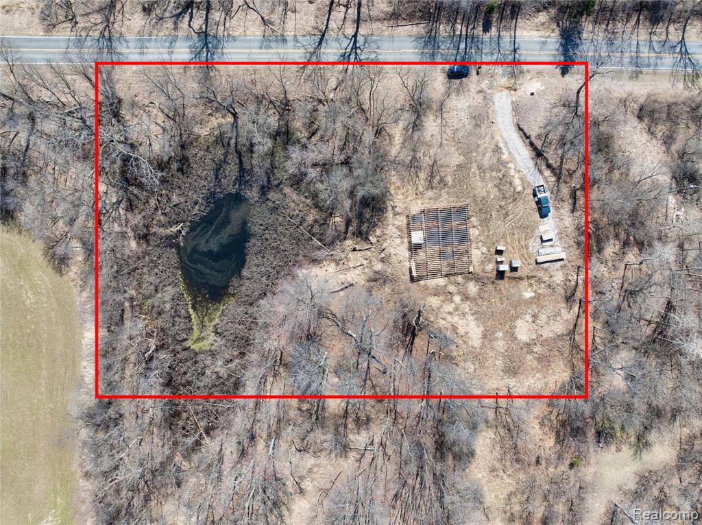 4949 West Beard Road Perry, MI 48872 - Photo 2 of 9