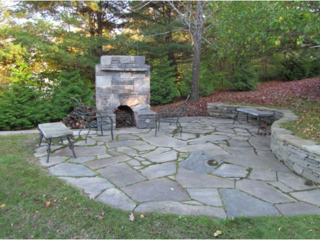 453 Davidson Hill Road Chester, VT 05143 - Photo 3 of 6