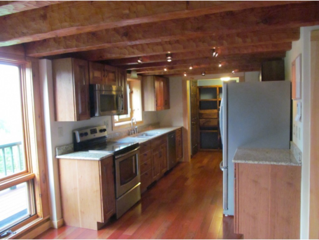 453 Davidson Hill Road Chester, VT 05143 - Photo 4 of 6