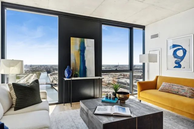 $665,000 | 234 West Polk Street, Unit 3303, Chicago, IL 60605