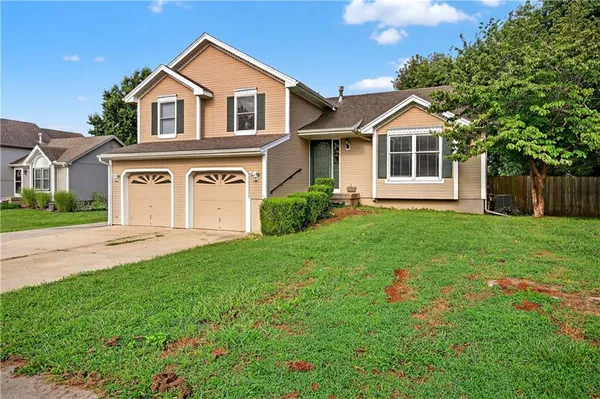 1602 Opal Road, Kearney, MO 64060