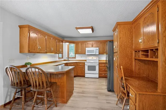 $340,000 | 1602 Opal Road, Kearney, MO 64060