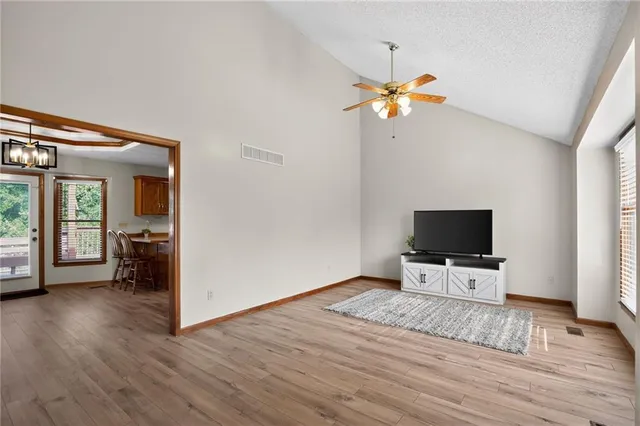 $340,000 | 1602 Opal Road, Kearney, MO 64060