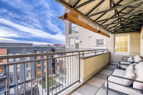 $700,000 | 275 South Harrison Street, Unit 501, Denver, CO 80209