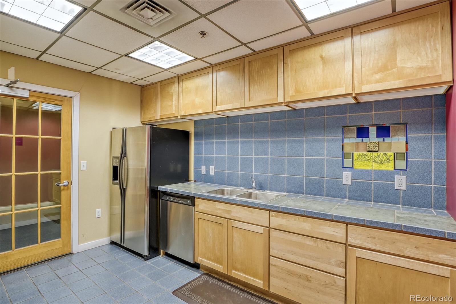 275 South Harrison Street, Unit 501 Denver, CO 80209 - Photo 32 of 44