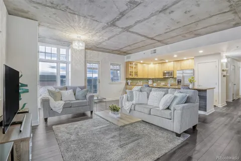 $700,000 | 275 South Harrison Street, Unit 501, Denver, CO 80209