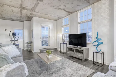 $700,000 | 275 South Harrison Street, Unit 501, Denver, CO 80209