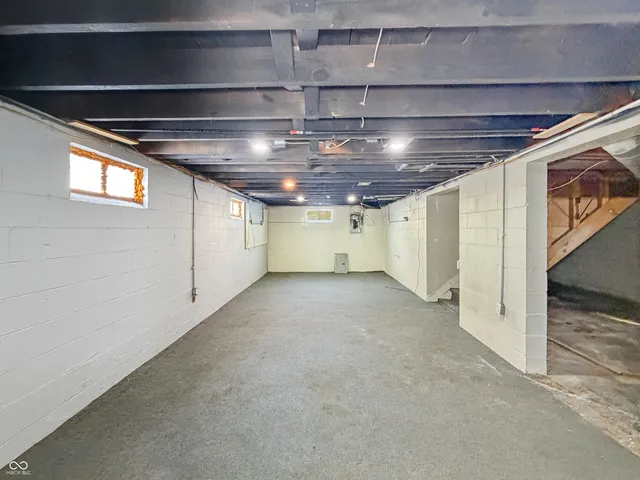 $185,000 | 5222 Crawfordsville Road, Speedway, IN 46224