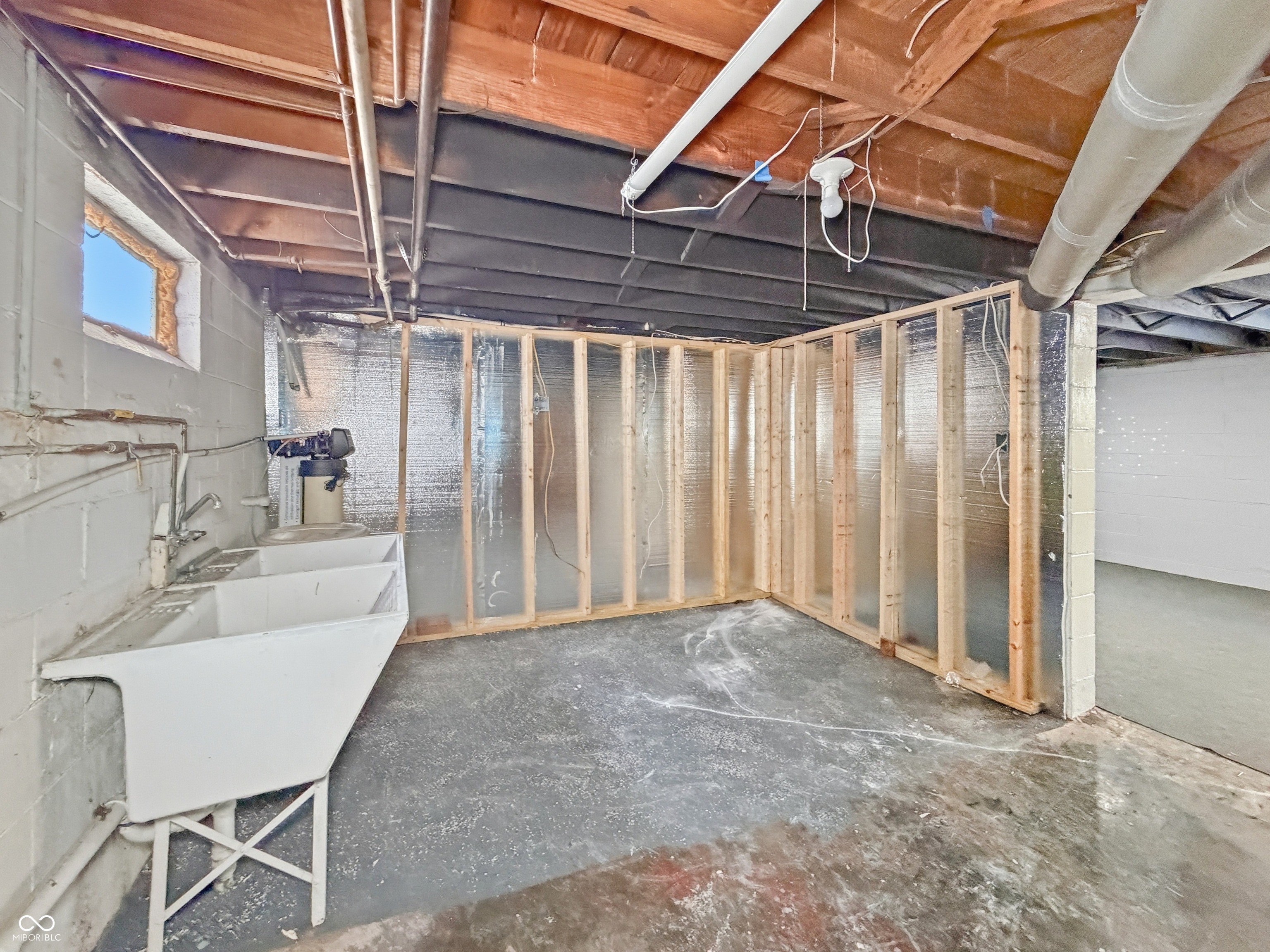 5222 Crawfordsville Road Speedway, IN 46224 - Photo 25 of 26