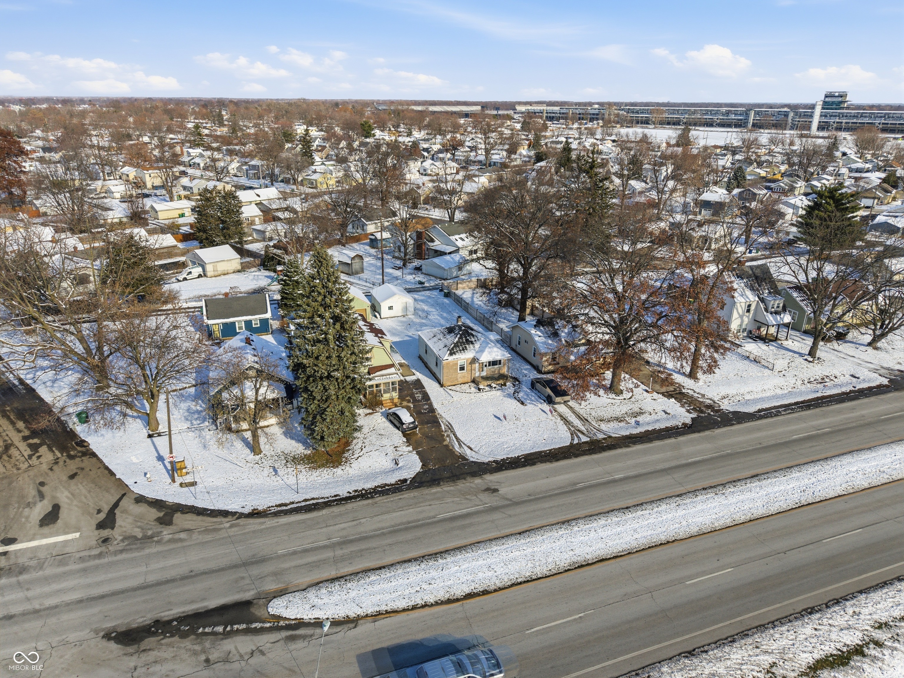 5222 Crawfordsville Road Speedway, IN 46224 - Photo 3 of 26