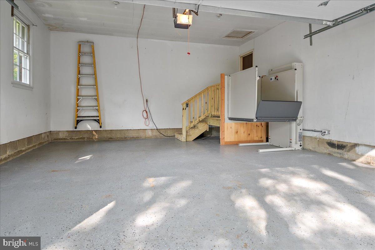 2539 Raven Road Wilmington, DE 19810 - Photo 34 of 39 Spacious garage with auxiliary chair lift.