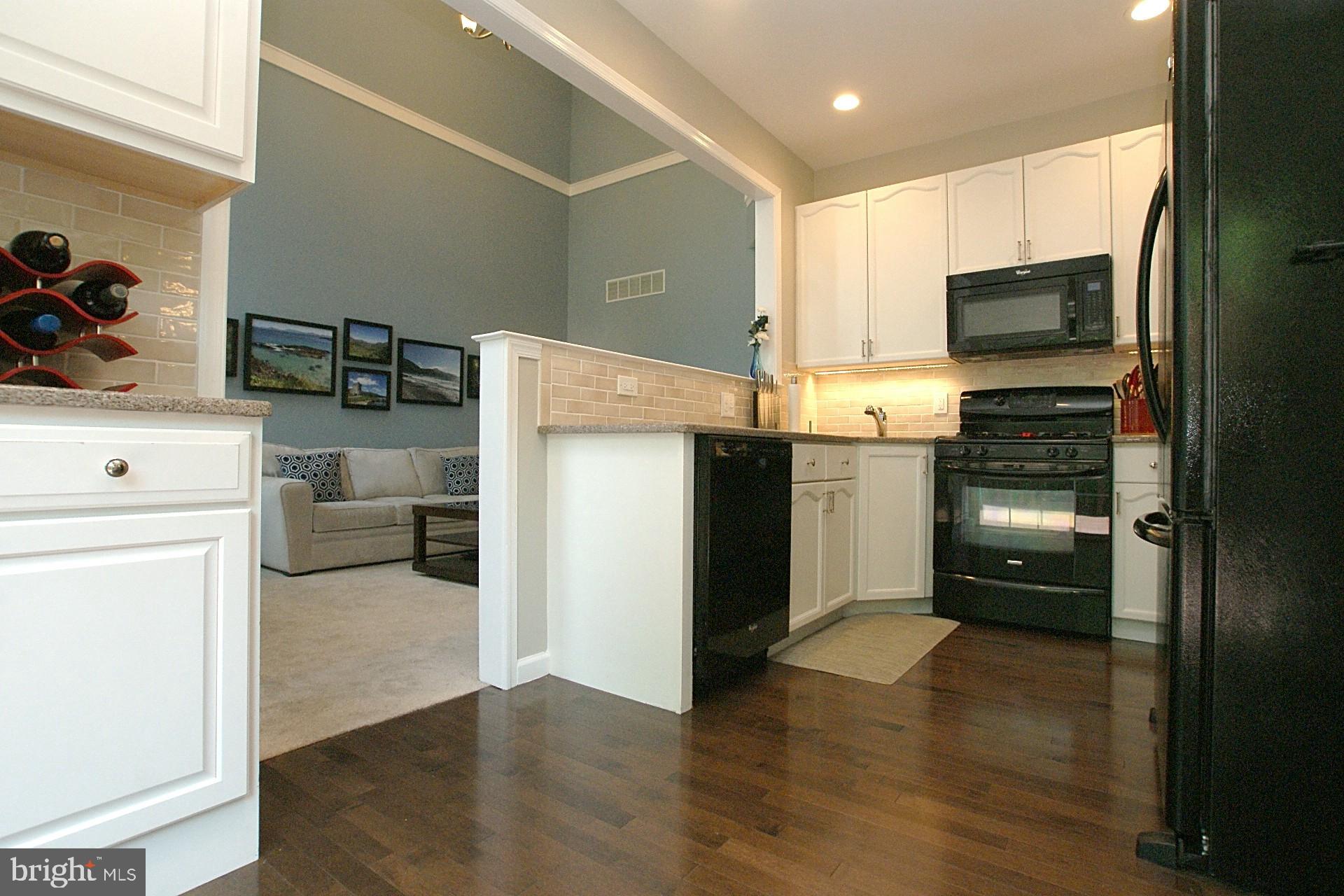 11 Windingbrook Road Bordentown, NJ 08505 - Photo 25 of 73 Kitchen
