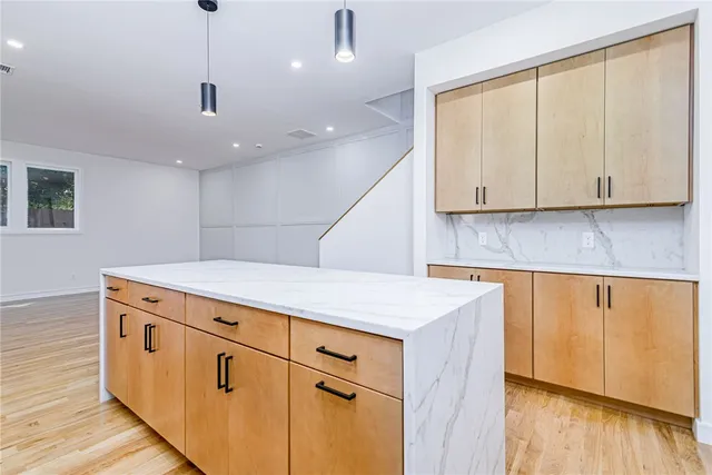 $659,900 | 12 Daggett Court, Unit 1, Providence, RI 02906