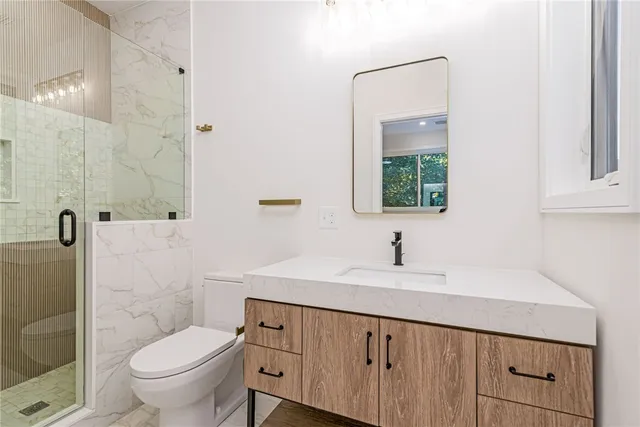 $659,900 | 12 Daggett Court, Unit 1, Providence, RI 02906