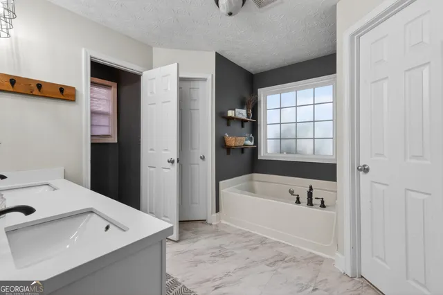 $410,000 | 1354 Jefferson Station Road, Jefferson, GA 30549