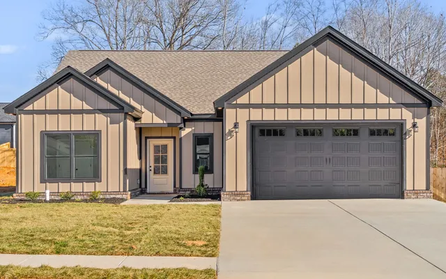 $337,900 | 495 Ridge Top Court, Clarksville, TN 37040