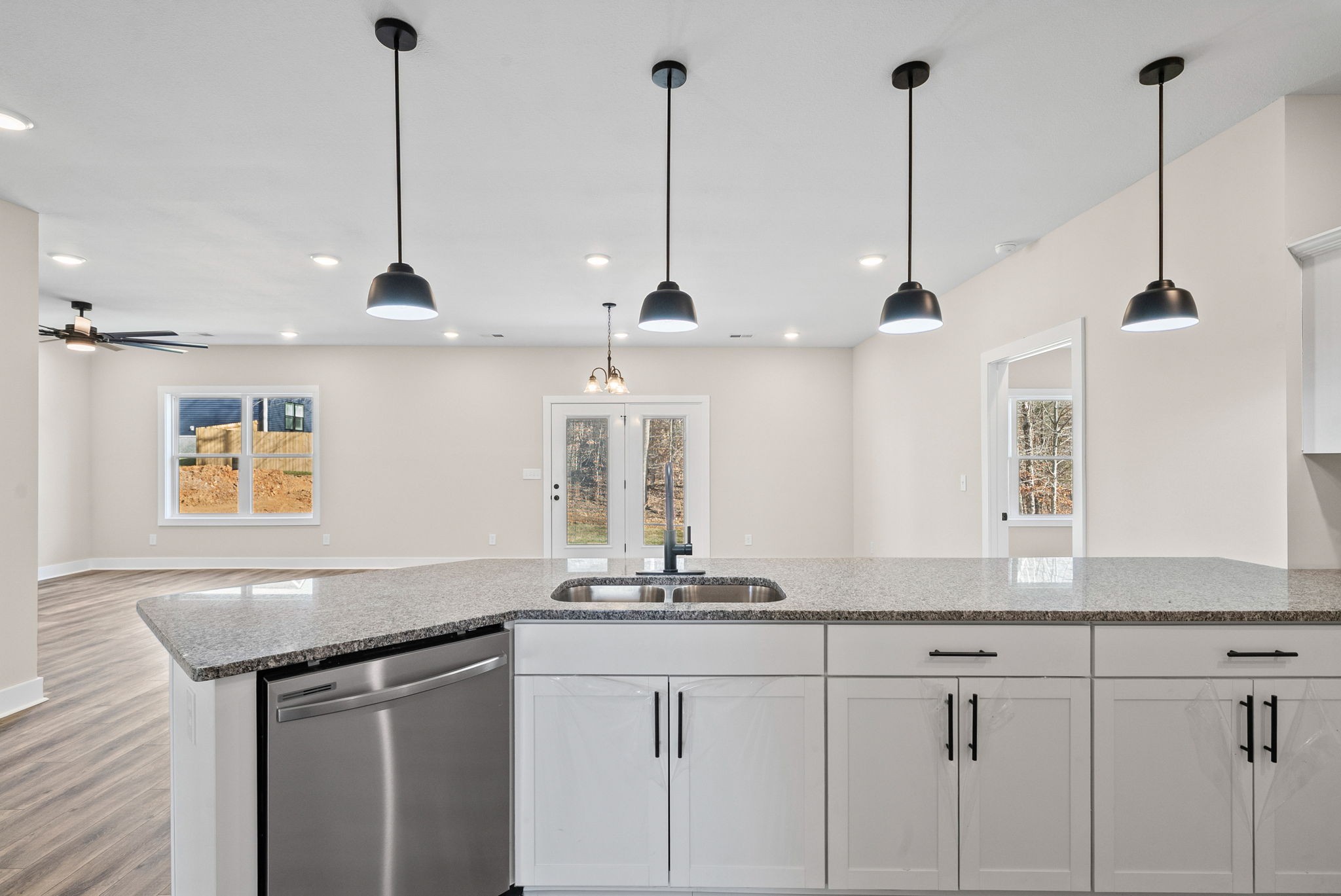 495 Ridge Top Court Clarksville, TN 37040 - Photo 11 of 31