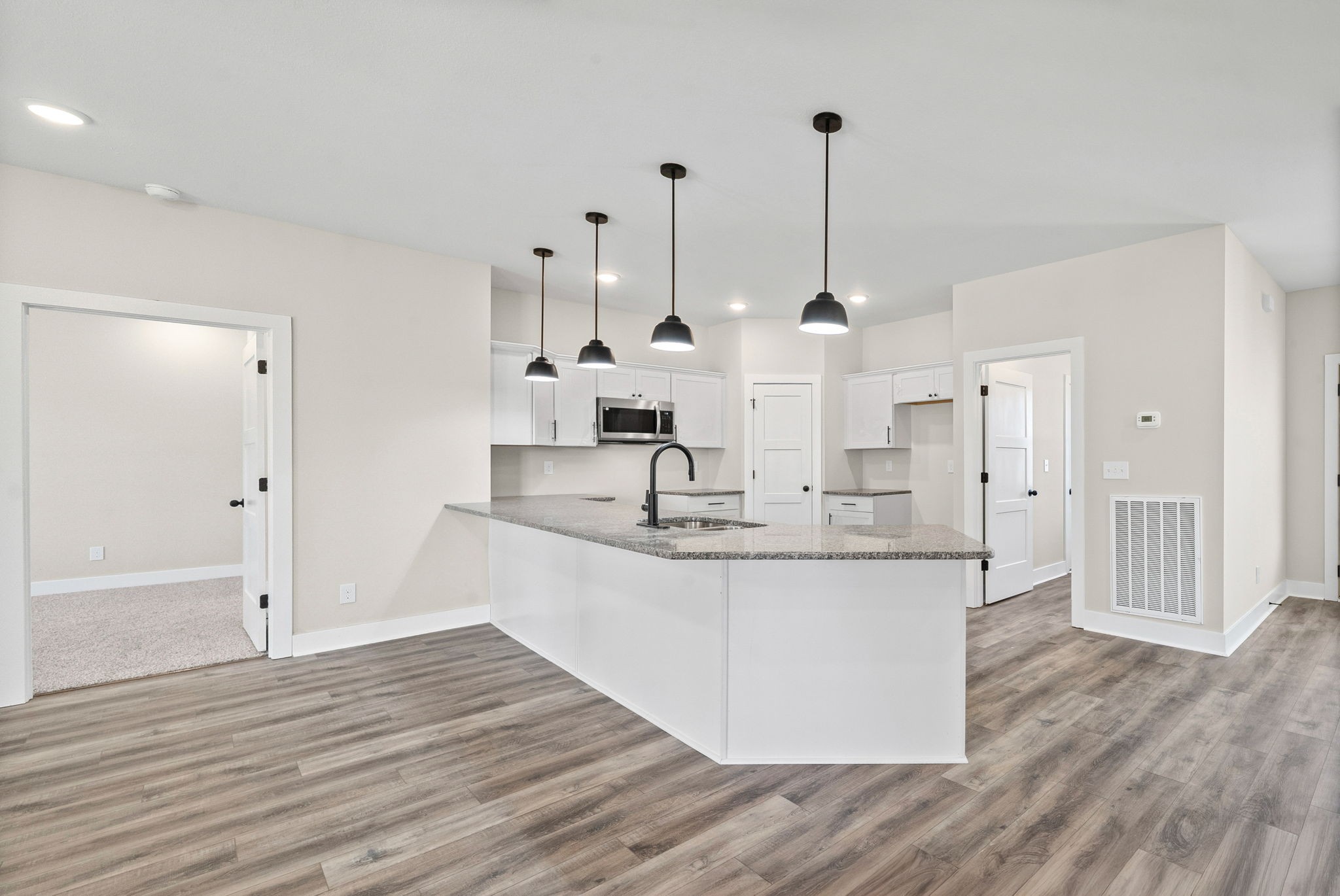 495 Ridge Top Court Clarksville, TN 37040 - Photo 14 of 31